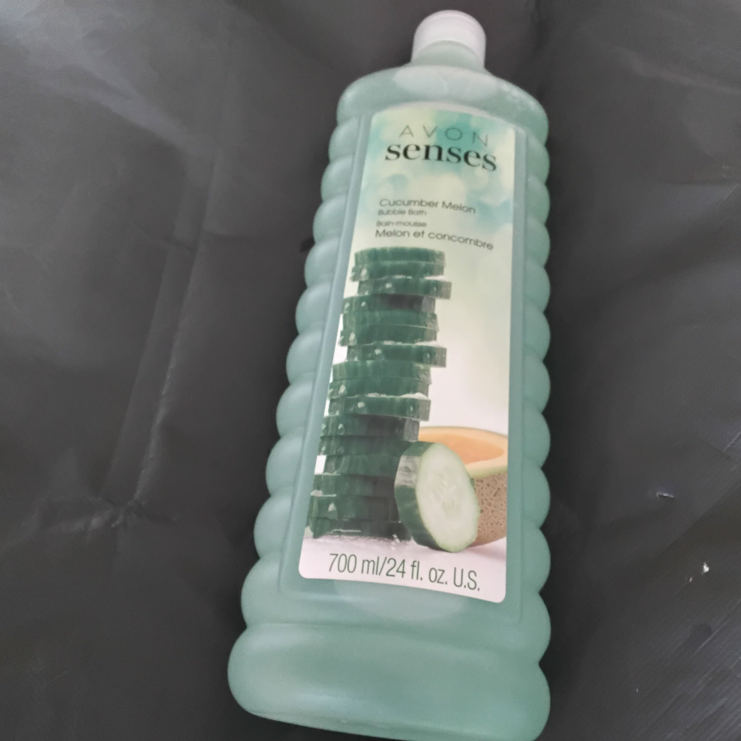 Avon senses cucumber Melon bubble  bath